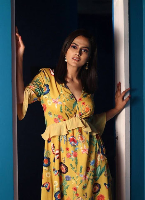 Actress Shraddha Srinath Photoshoot In Yellow Gown 2